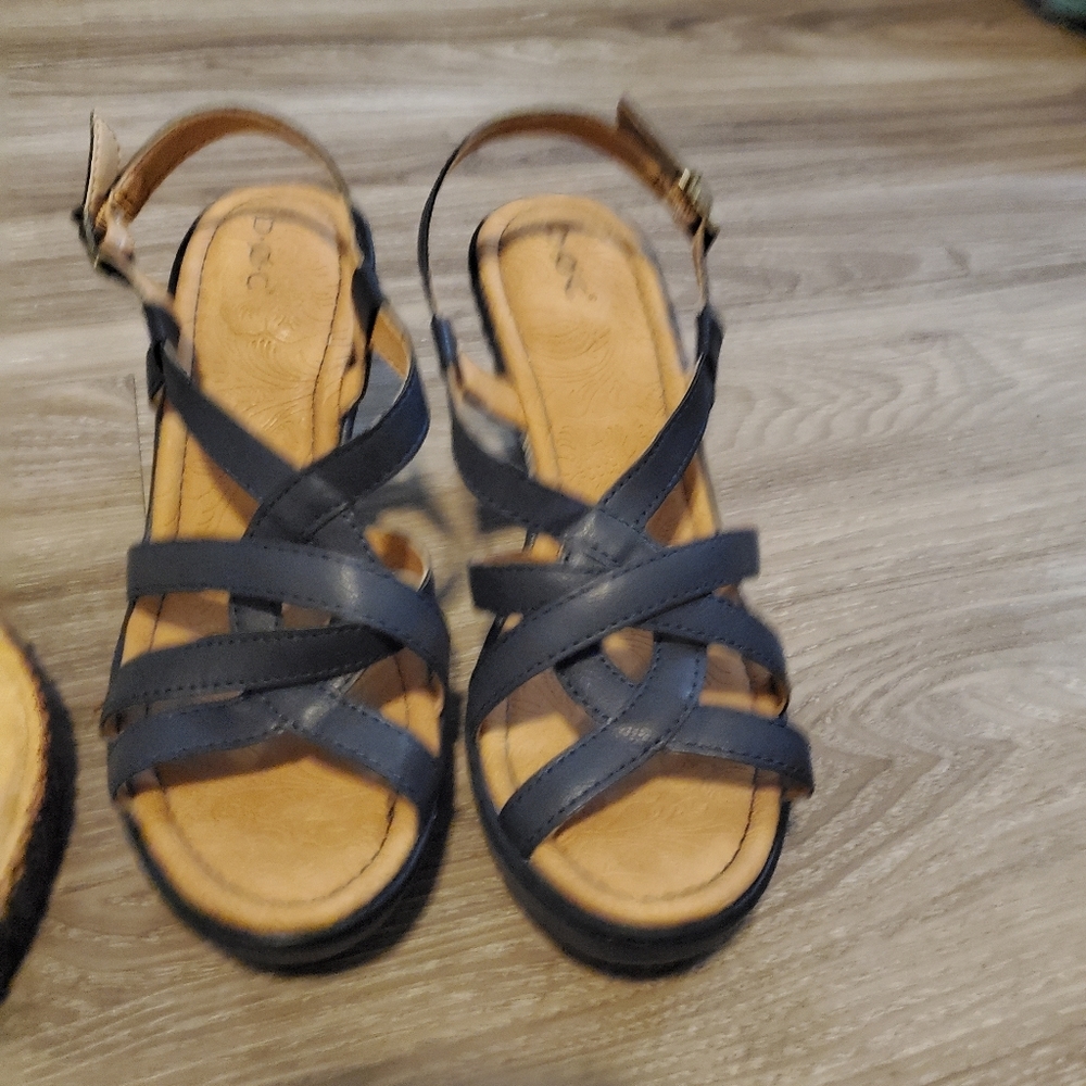Born navy wedges size 10 - Picture 2 of 8